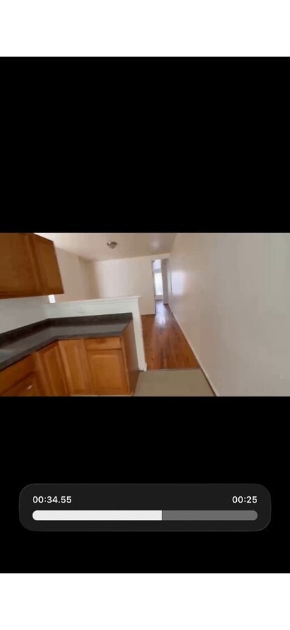 Photo - 2540 Francis St