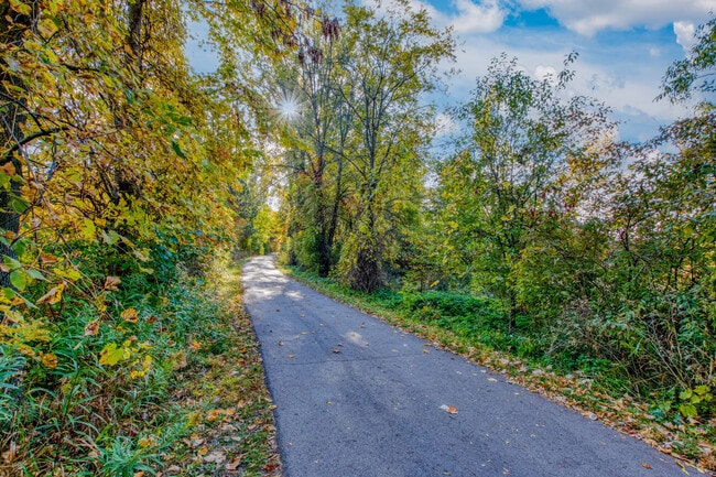 Building Photo - Club Meridian