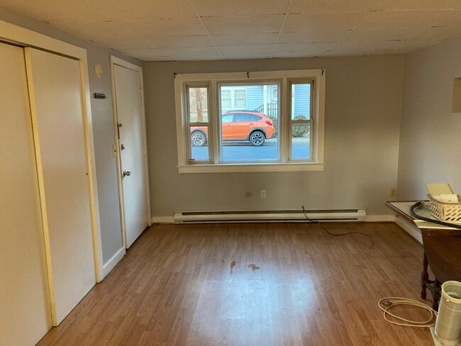 Photo - 152 Main Street Unidad Apt. A