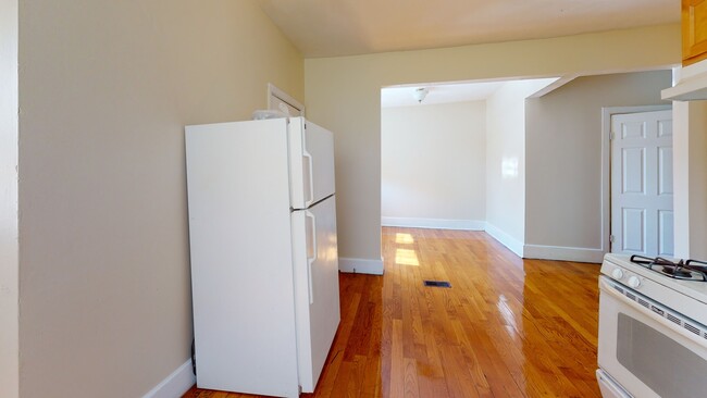 Photo - 17 Langdon St Apartments Unit 1