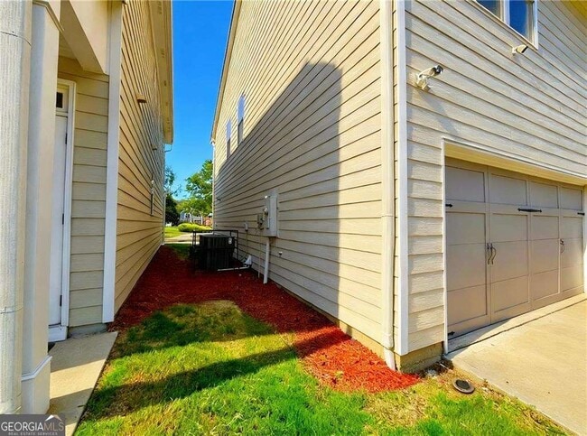 Photo - 602 Lofty Ln