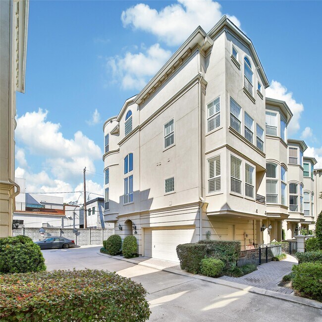 Photo - 1515 Hyde Park Blvd Unit 26