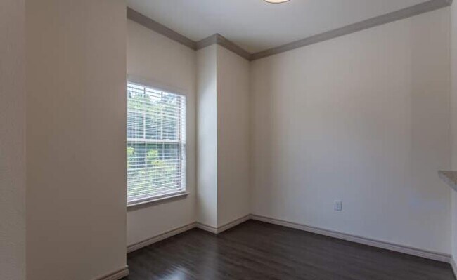 Photo - 1 bedroom in Montgomery TX 77316 Unit 1292