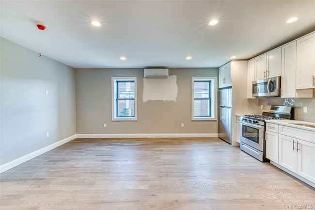 Photo - 78 Roslyn Rd Unidad 205