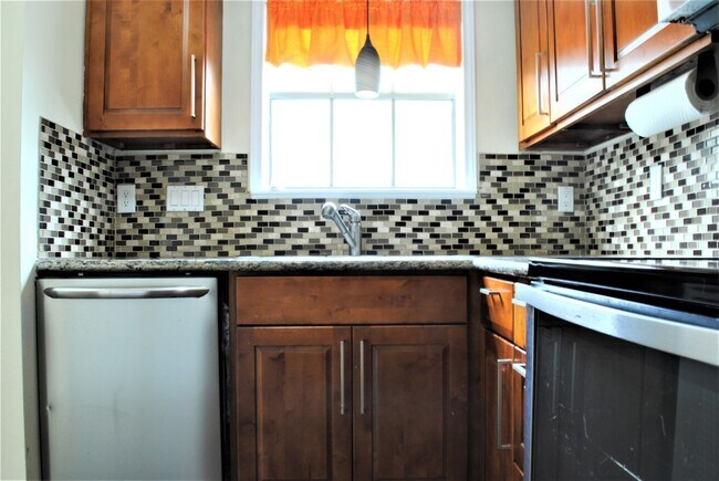Photo - 3300 Bellefontaine St