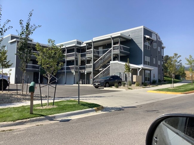 Building Photo - Jenny Place Apartments
