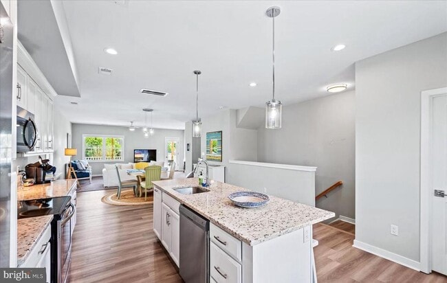 Photo - 221 Wilder Ave