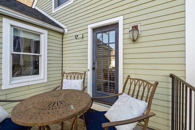 Photo - 6 Trenton St Unit 2