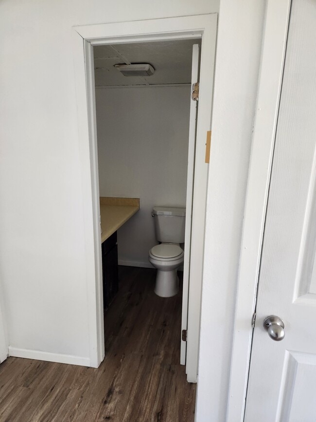 Photo - 847 Moccasin Ln