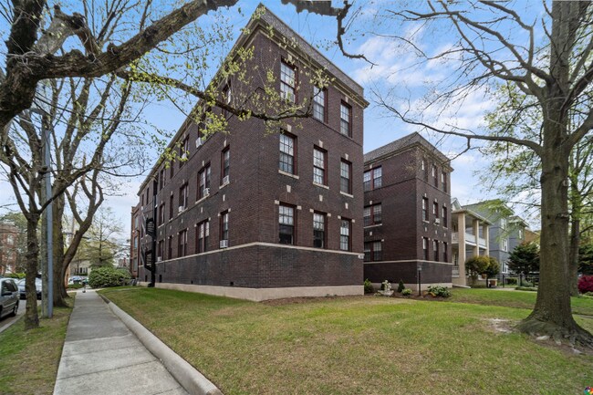 Photo - 1416 Hampton Blvd Unit 3-B