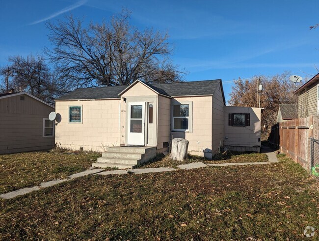 Building Photo - Two Bedroom House in Central Missoula with...