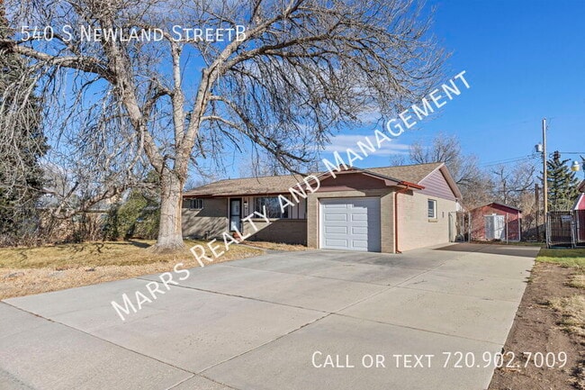 Building Photo - 540 S Newland St