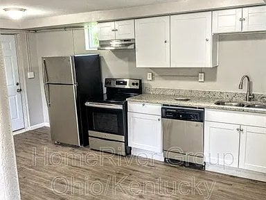 Photo - 211 Peck St