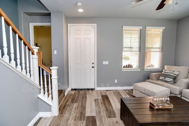 Photo - 27427 Lock Haven Ct