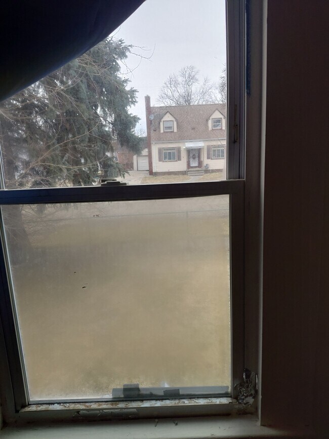 Photo - 311 W Genesee St