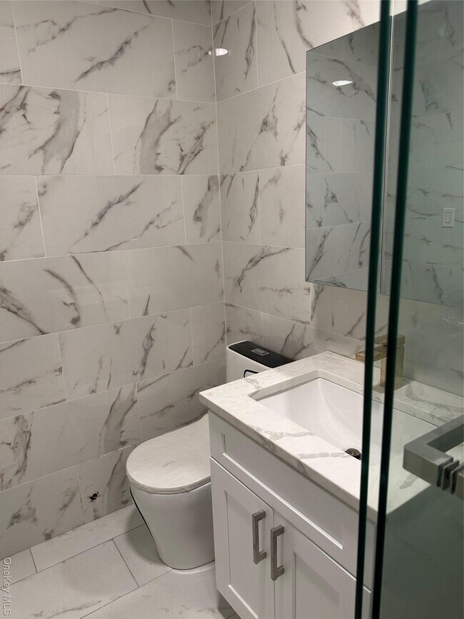 Photo - 55-12-55102 102nd St Unit 3A