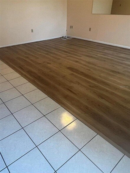 Photo - 205 Andover Pl N Unit 104