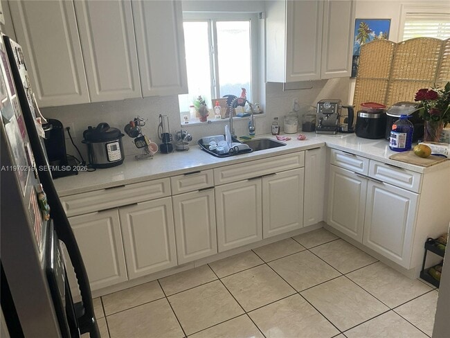 Photo - 3251 SW 67th Ave