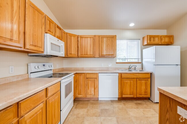 2BR, 2BA - 1,433SF - Kitchen