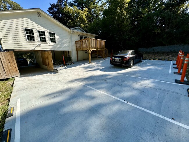 Photo - 2210 Pansy St NW