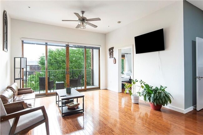 Photo - 333 Nelson St SW Unidad 337