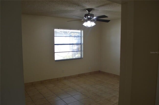 Photo - 6901 N Blossom Ave