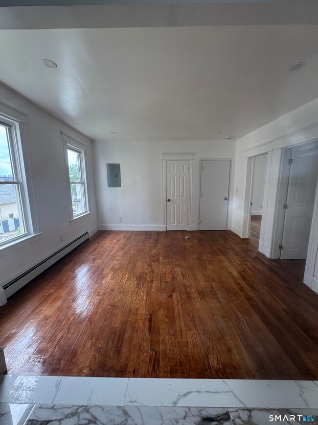 20 Coe St