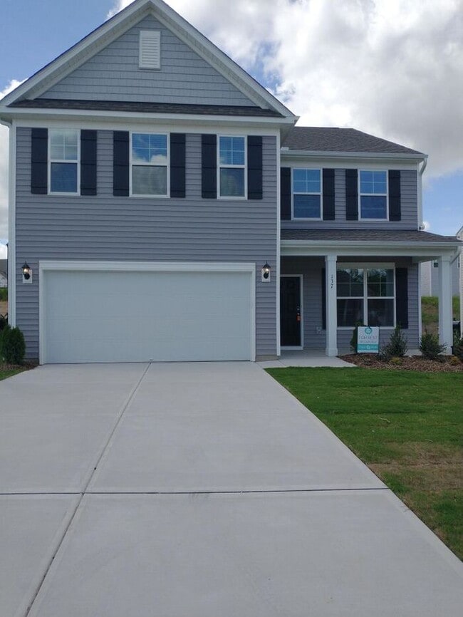 Building Photo - Coming Soon - Gorgeous Home with 4 bedroom, 2.5 bath and large loft area!