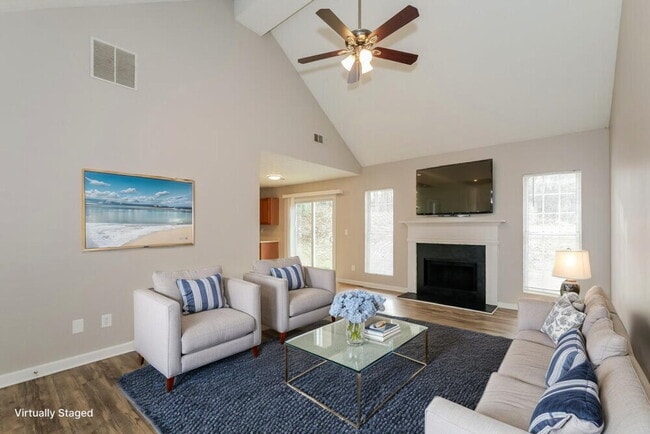 Photo - 458 Old Tree Dr