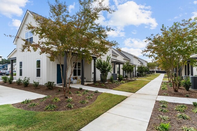 Towne Exterior