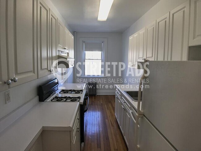 1 bedroom in Boston MA 02135 - 1 bedroom in Boston MA 02135 Condo