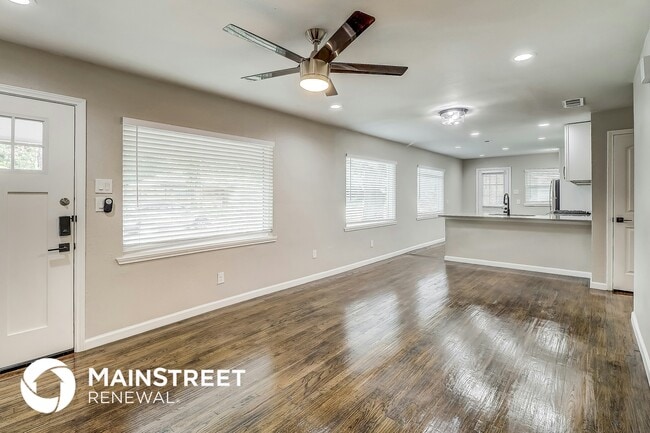 Photo - 10130 Eastwood Dr
