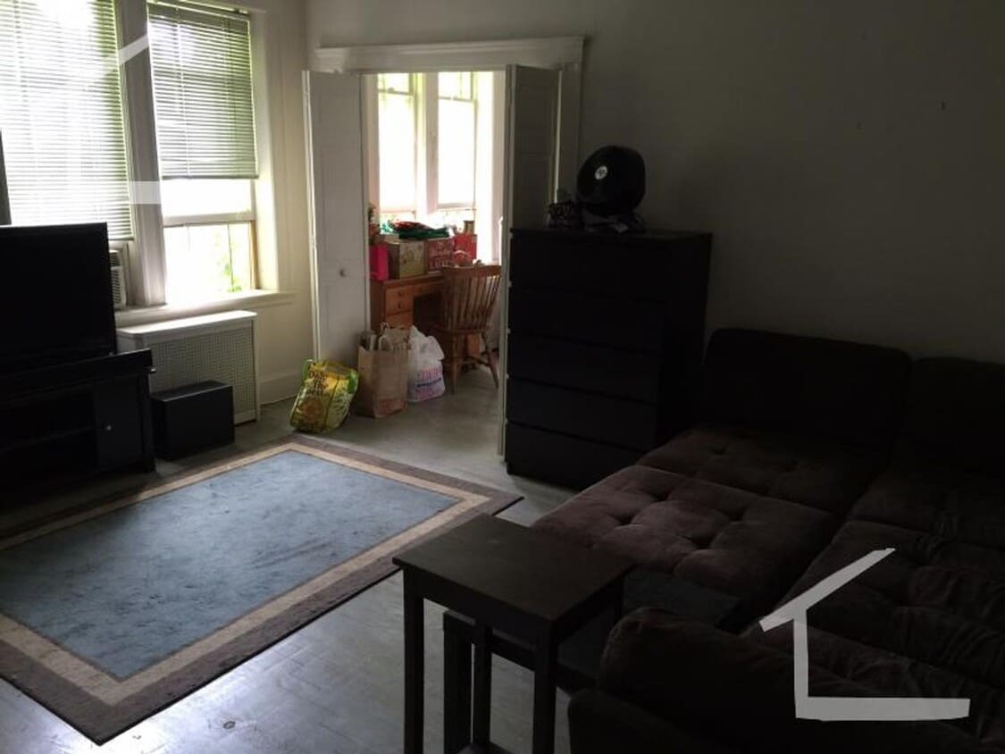 Nicely renovated studio in a prime locatio... - Nicely renovated studio in a prime locatio...