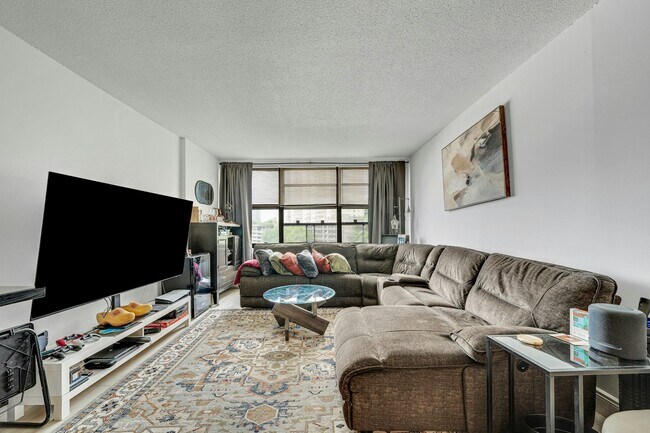 Photo - 7002 JFK Blvd E Unit 16H
