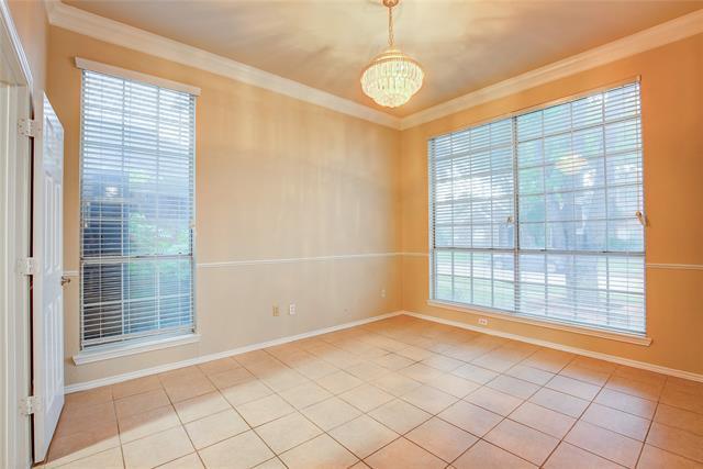 Photo - 535 Raintree Cir