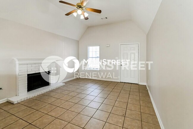 Photo - 3 Bedroom Pet-Friendly Home in MEMPHIS, TN with Main Street Renewal