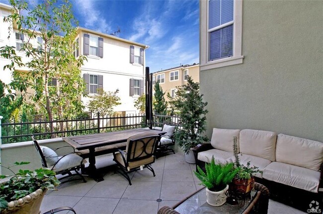 Building Photo - 56 Fringe Tree Rental