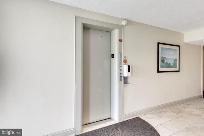 Photo - 7420 Lakeview Dr Unidad W205