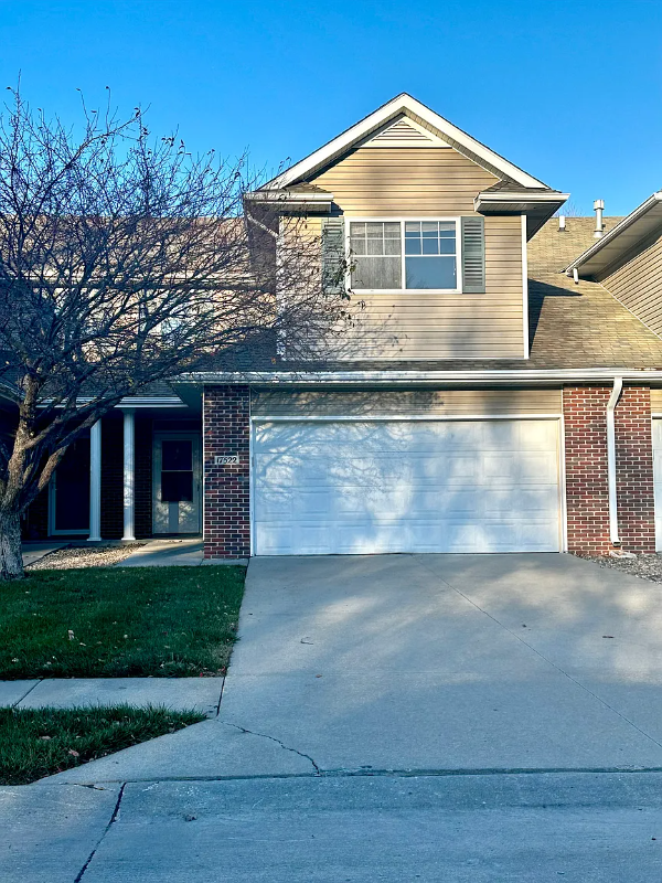 Photo - 17522 Seward Plaza Townhome