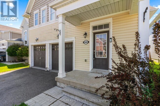 Photo - 808 O'Reilly Crescent