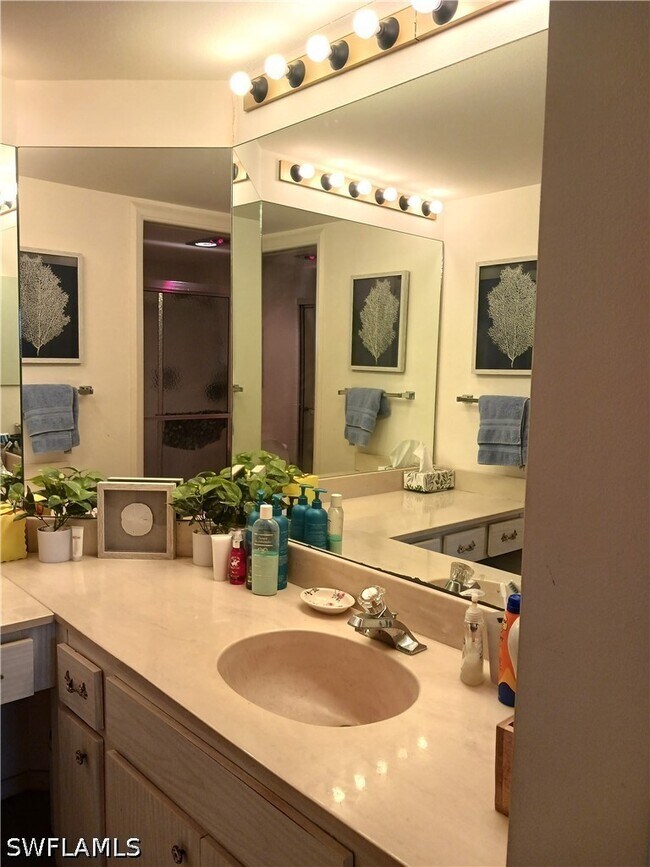 Photo - 4005 Gulf Shore Blvd N Unit 605