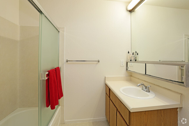 Bathroom - 2 Bedroom - Maple Grove Apartments
