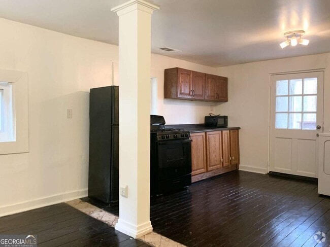 Building Photo - 162 Ridgeland Ave Rental
