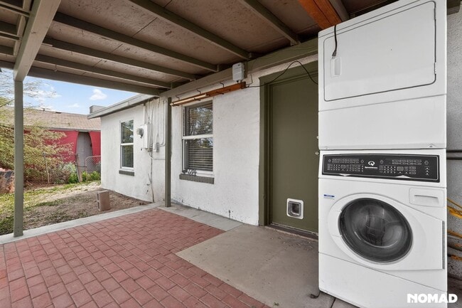 Photo - 1714 E Madison St