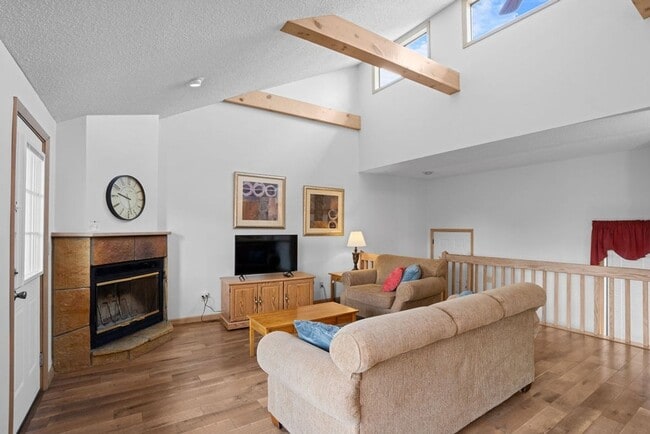 Photo - 8005 Cherokee Trail