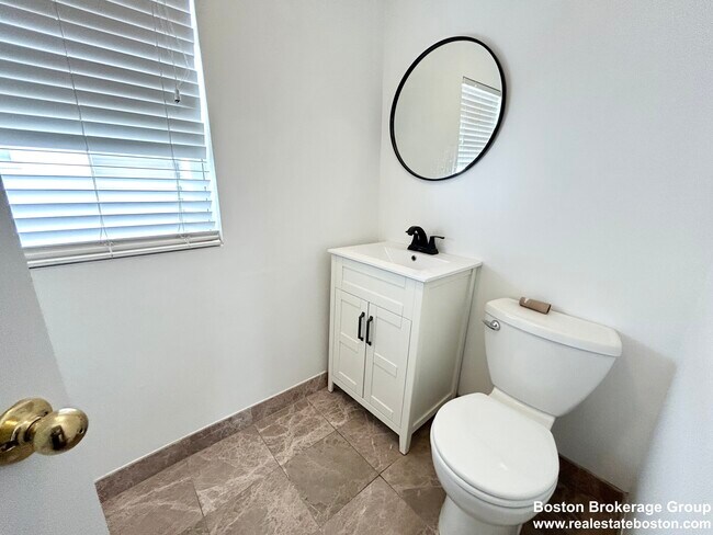Photo - 269 Bolton St Unit 2B