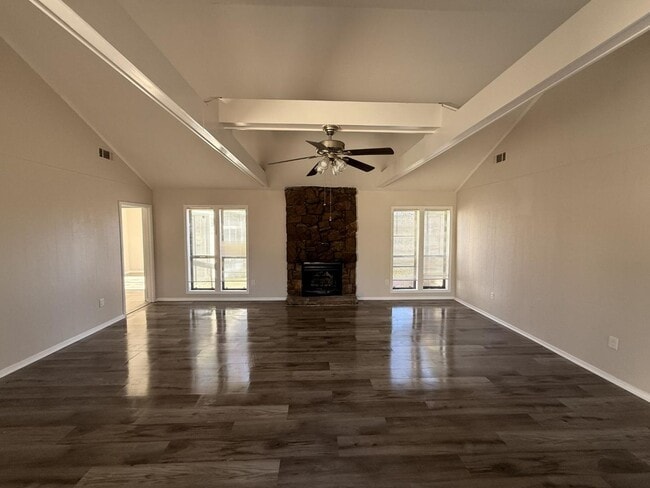 Photo - 2150 Tramway Pl