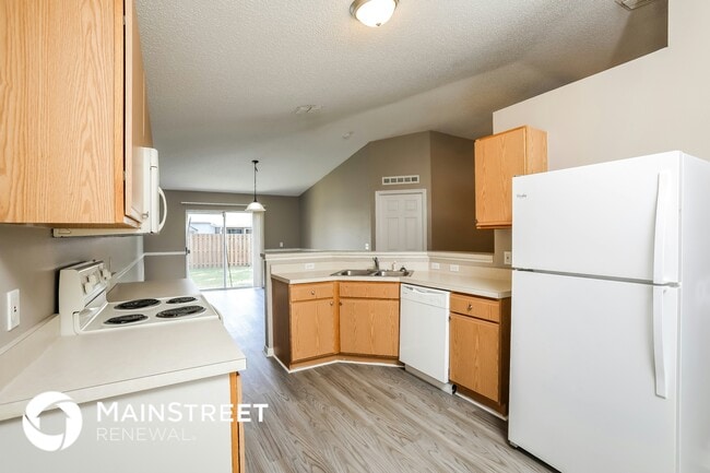 Photo - 977 Vanderbilt Dr