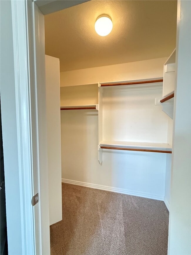 2731 W Kilimanjaro Way