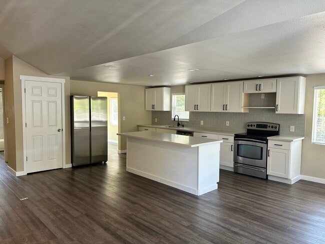 Photo - 16952 Clear Creek Rd NW
